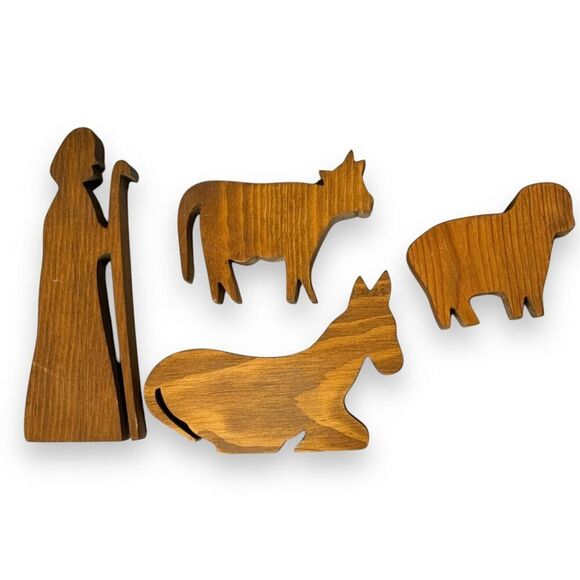 VTG Primitive Handmade Nativity Stable Holy Family Wise Men Angel 12 Piece Set - Picture 8 of 16